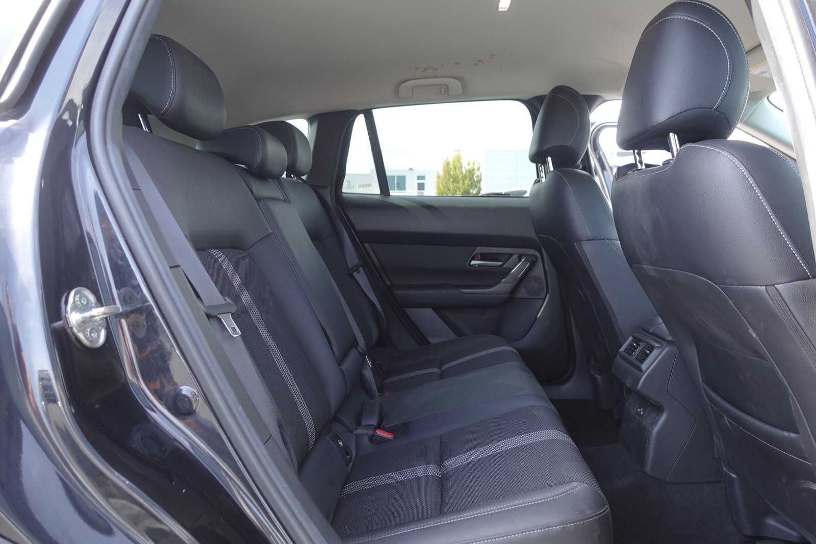 Used 2025 MAZDA CX-50 AWD 2.5 S w/ Preferred Package image 16
