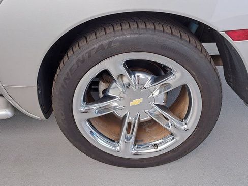 Used 2005 Chevrolet SSR w/ Preferred Equipment Group RWD image 26