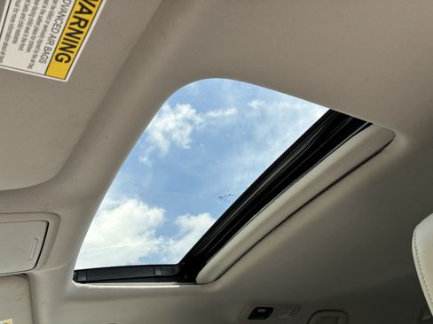 Used 2025 Honda Odyssey EX-L image 24