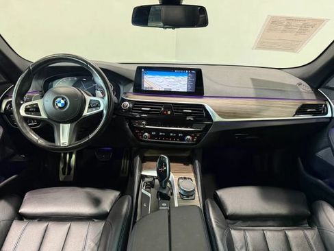 Used 2020 BMW 530i w/ M Sport Package RWD image 15