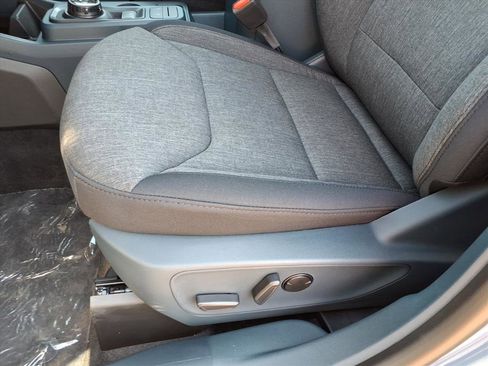 New 2025 Ford Maverick XLT w/ XLT Luxury Package image 30