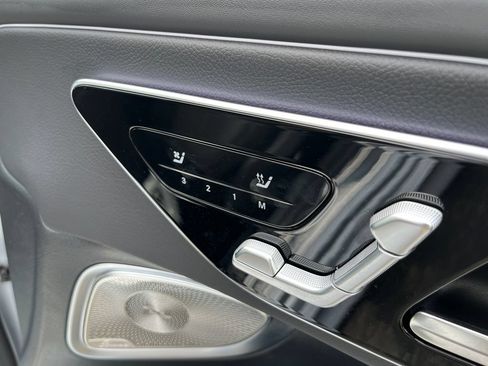 Certified 2025 Mercedes-Benz CLE 300 4MATIC Coupe image 16