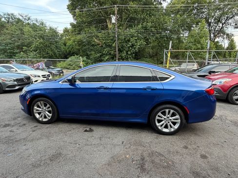 Used 2015 Chrysler 200 Limited FWD image 8