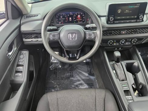 Used 2023 Honda Accord LX image 13