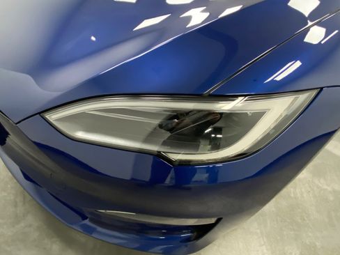 Used 2023 Tesla Model S Plaid image 11