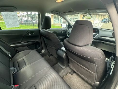 Used 2015 Honda Accord Sport image 25