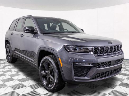 New 2026 Jeep Grand Cherokee Limited w/ Limited Altitude Package AWD/4WD image 15