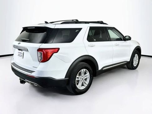 Used 2021 Ford Explorer XLT w/ Equipment Group 202A AWD/4WD image 24