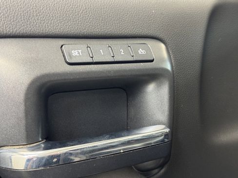 Used 2019 Chevrolet Silverado 2500 High Country w/ Duramax Plus Package image 10