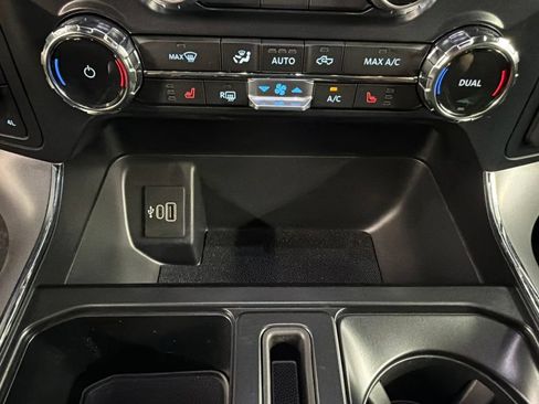 New 2026 Ford F150 XLT w/ Equipment Group 302A MID AWD/4WD image 15