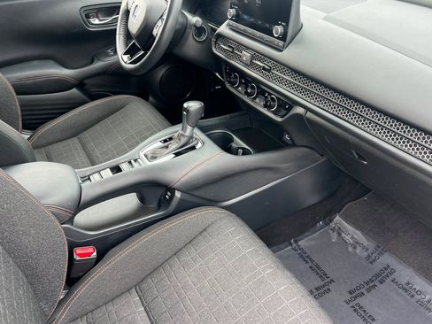 Used 2024 Honda HR-V Sport image 32