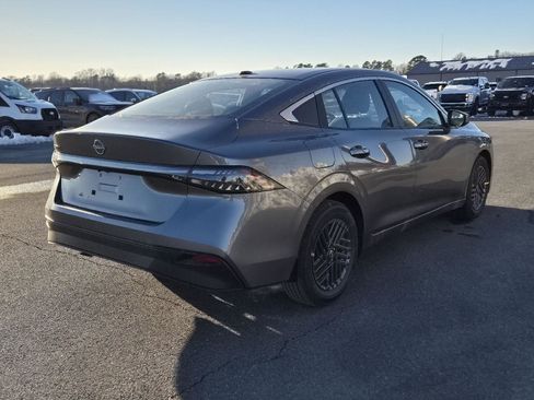 New 2026 Nissan Sentra SV image 5