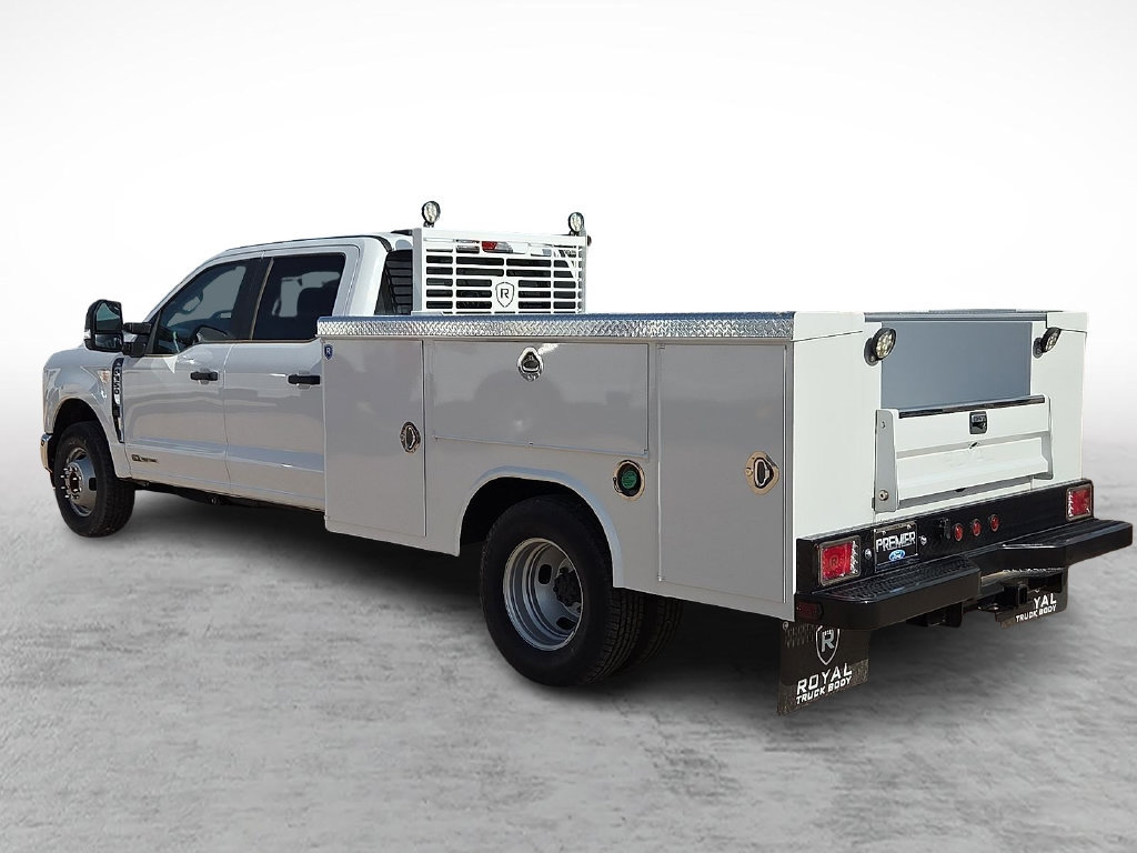 New 2025 Ford F350 XL w/ XL Chrome Package RWD image 7