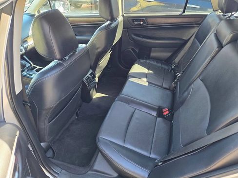 Used 2017 Subaru Outback 2.5i Limited AWD/4WD image 44
