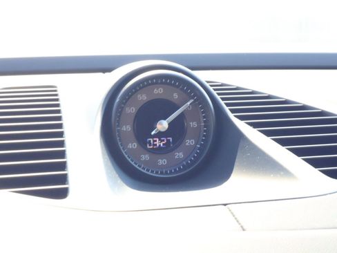 New 2026 Porsche Macan Turbo Electric image 28