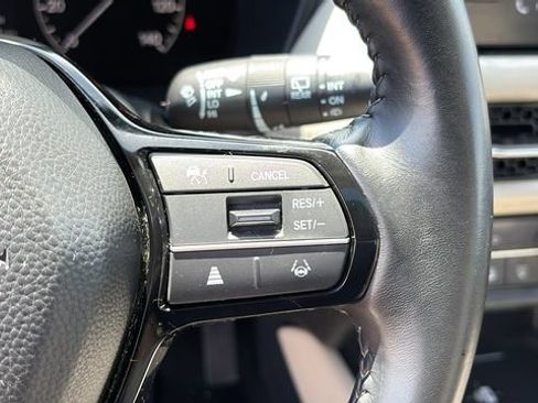 Used 2025 Honda HR-V EX-L image 14