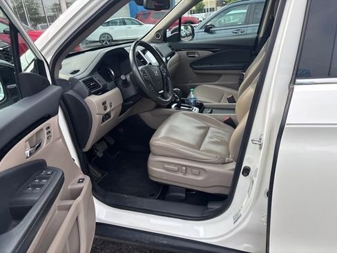 Used 2019 Honda Ridgeline RTL-E image 5