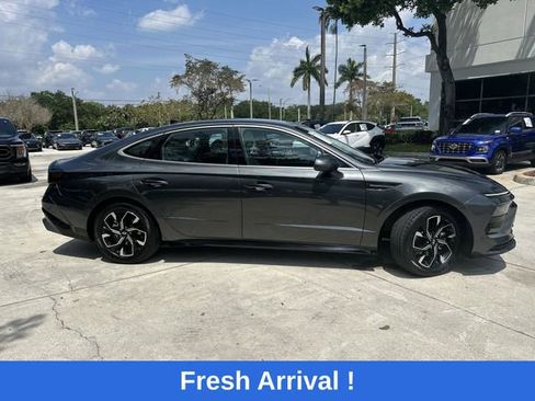 Used 2025 Hyundai Sonata SEL FWD image 21