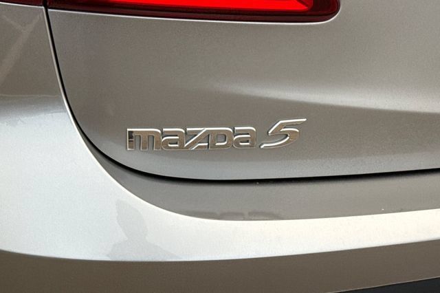 Used 2015 MAZDA MAZDA5 Sport FWD image 35