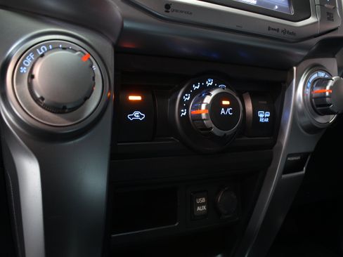 Used 2019 Toyota 4Runner SR5 Premium AWD/4WD image 58