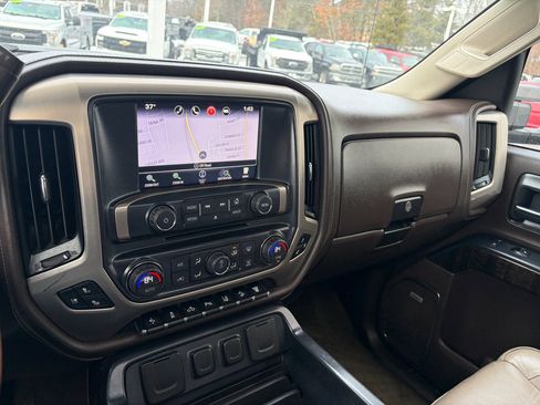 Used 2016 GMC Sierra 2500 Denali w/ Duramax Plus Package image 33