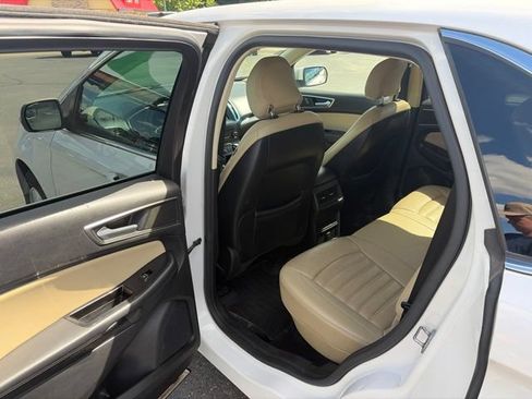 Used 2015 Ford Edge SEL w/ Equipment Group 201A AWD/4WD image 15