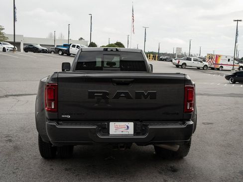 Used 2025 RAM 3500 Limited image 14