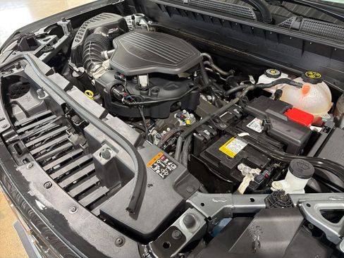 Certified 2023 GMC Acadia AT4 w/ Preferred Package image 43