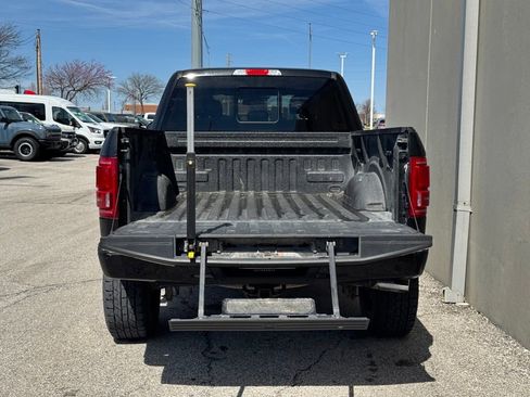 Used 2015 Ford F150 Platinum w/ Equipment Group 701A Luxury image 33