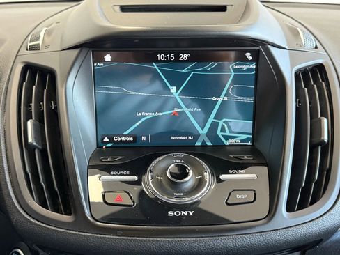 Used 2018 Ford Escape Titanium AWD/4WD image 16