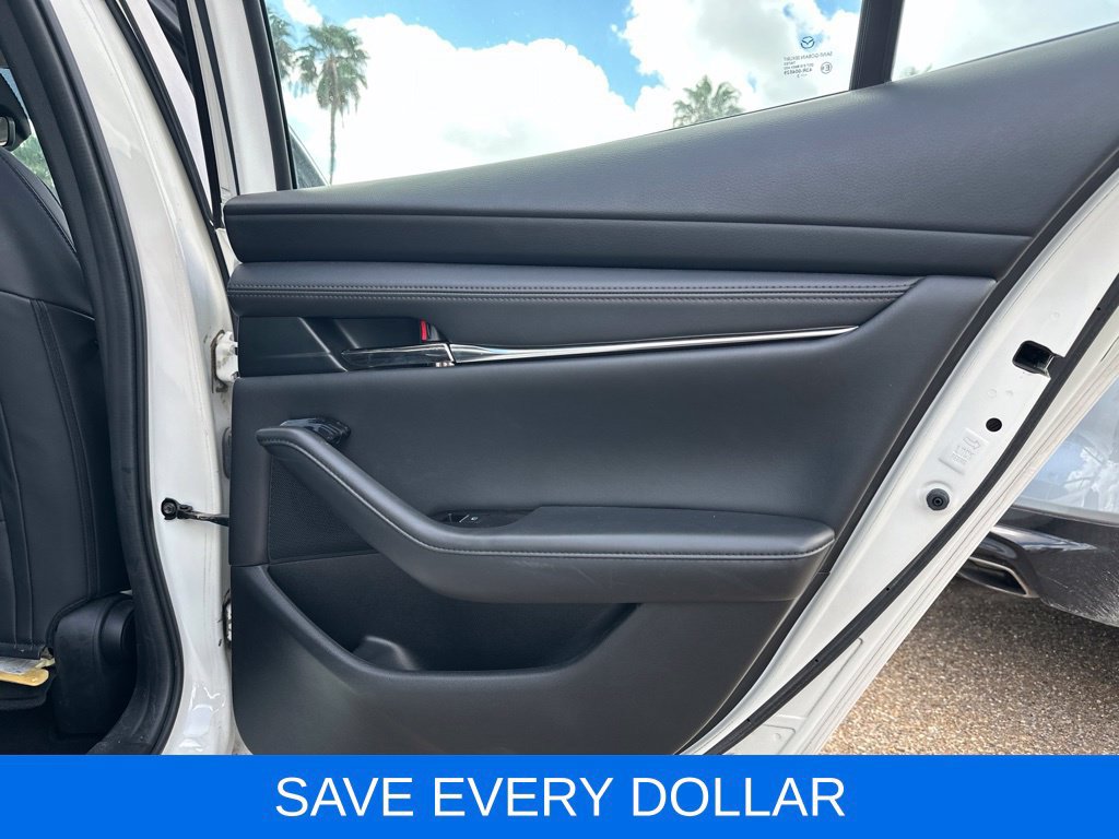 Used 2023 MAZDA MAZDA3 s FWD image 15
