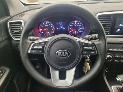 Used 2020 Kia Sportage LX image 22