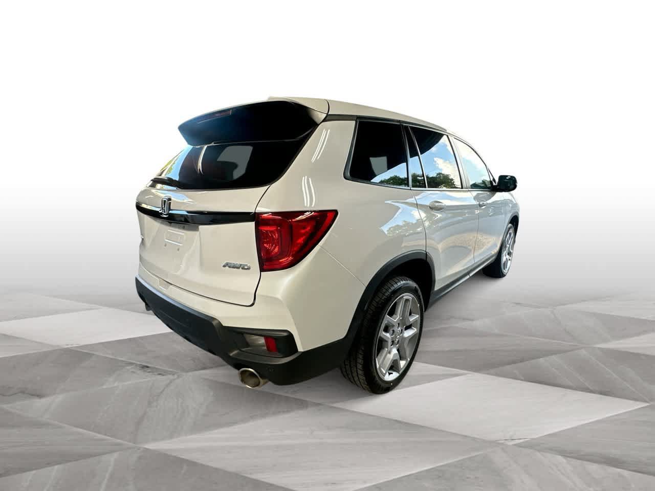 Used 2025 Honda Passport EX-L image 8