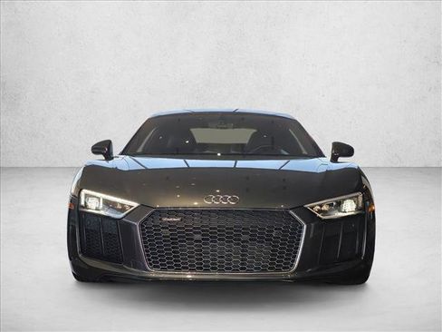 Used 2018 Audi R8 V10 plus image 2