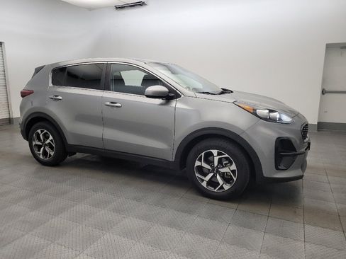 Used 2020 Kia Sportage LX image 11
