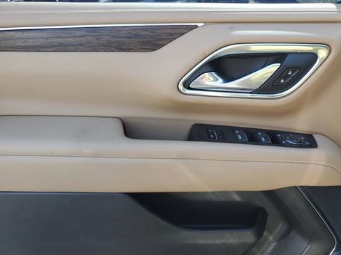 Used 2023 Chevrolet Tahoe Premier image 15