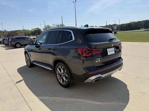 Used 2022 BMW X3 xDrive30i w/ Convenience Package AWD/4WD image 3