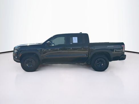 Used 2026 Nissan Frontier PRO-4X AWD/4WD image 4