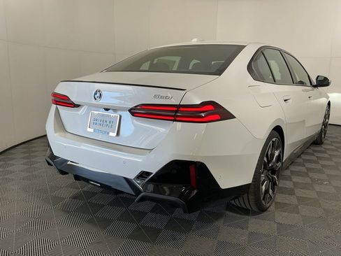 New 2026 BMW 530i w/ M Sport Package RWD image 5
