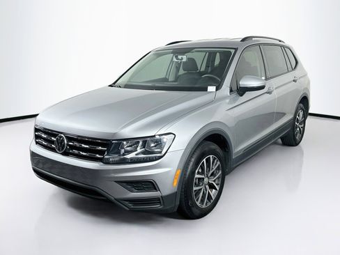 Used 2021 Volkswagen Tiguan S FWD image 3