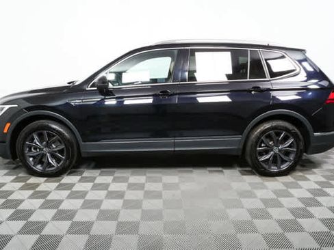 Used 2023 Volkswagen Tiguan SE FWD image 32