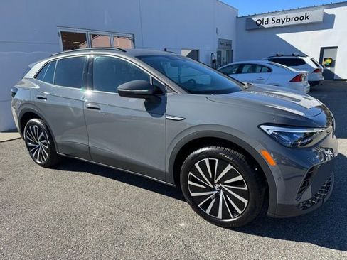 New 2025 Volkswagen ID.4 Pro image 3