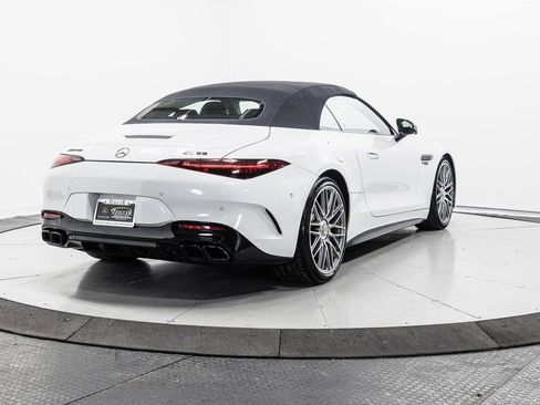 Used 2022 Mercedes-Benz SL 55 AMG 4MATIC w/ Driver Assistance Package image 35