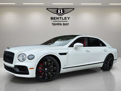Certified 2022 Bentley Flying Spur V8 AWD/4WD image 1