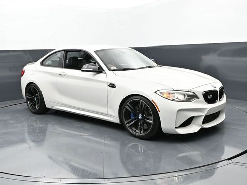 Used 2017 BMW M2 image 1