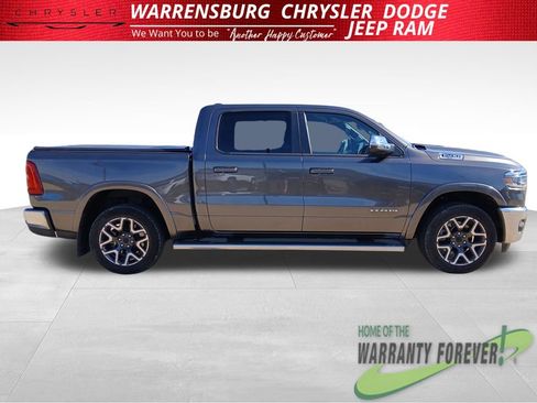 Used 2025 RAM 1500 Laramie AWD/4WD image 2