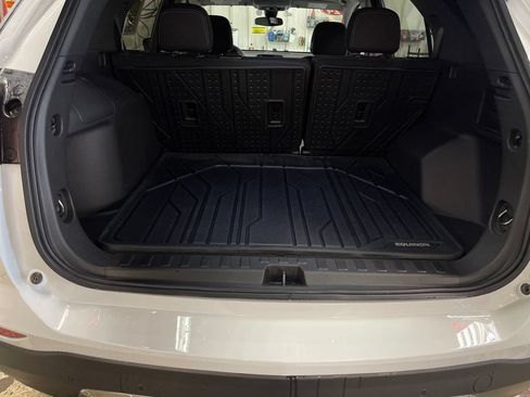 Used 2024 Chevrolet Equinox LT AWD/4WD image 27