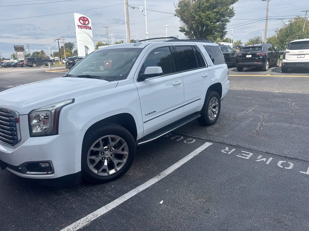 Used 2018 GMC Yukon SLT w/ Premium Edition AWD/4WD image 1