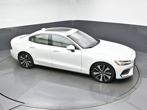 Used 2023 Volvo S60 B5 Ultimate w/ Climate Package FWD image 43