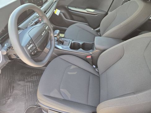 New 2026 Kia K4 FWD image 10
